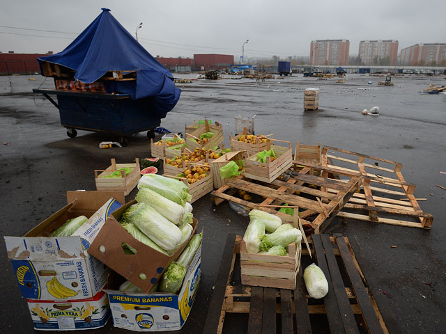 Овощебаза. Овощная база Бирюлево. Покровский рынок в Москве Бирюлево. Оптовый рынок возле Бирюлево. Овощебаза Бирюлево Западное.