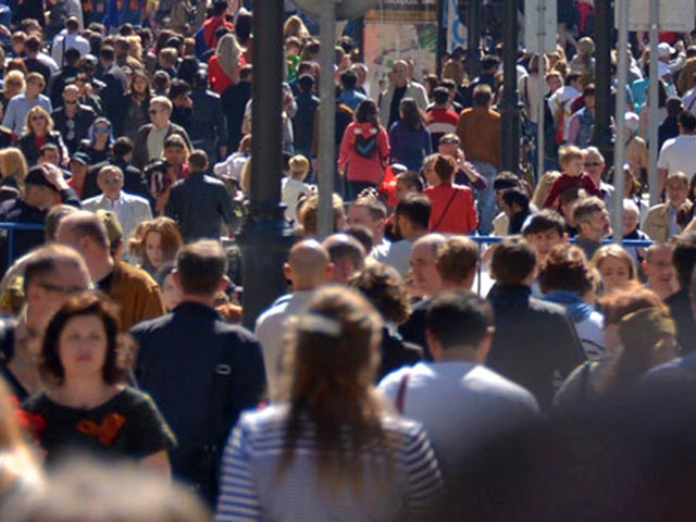 Социологи левада центра провели опрос 1600 человек